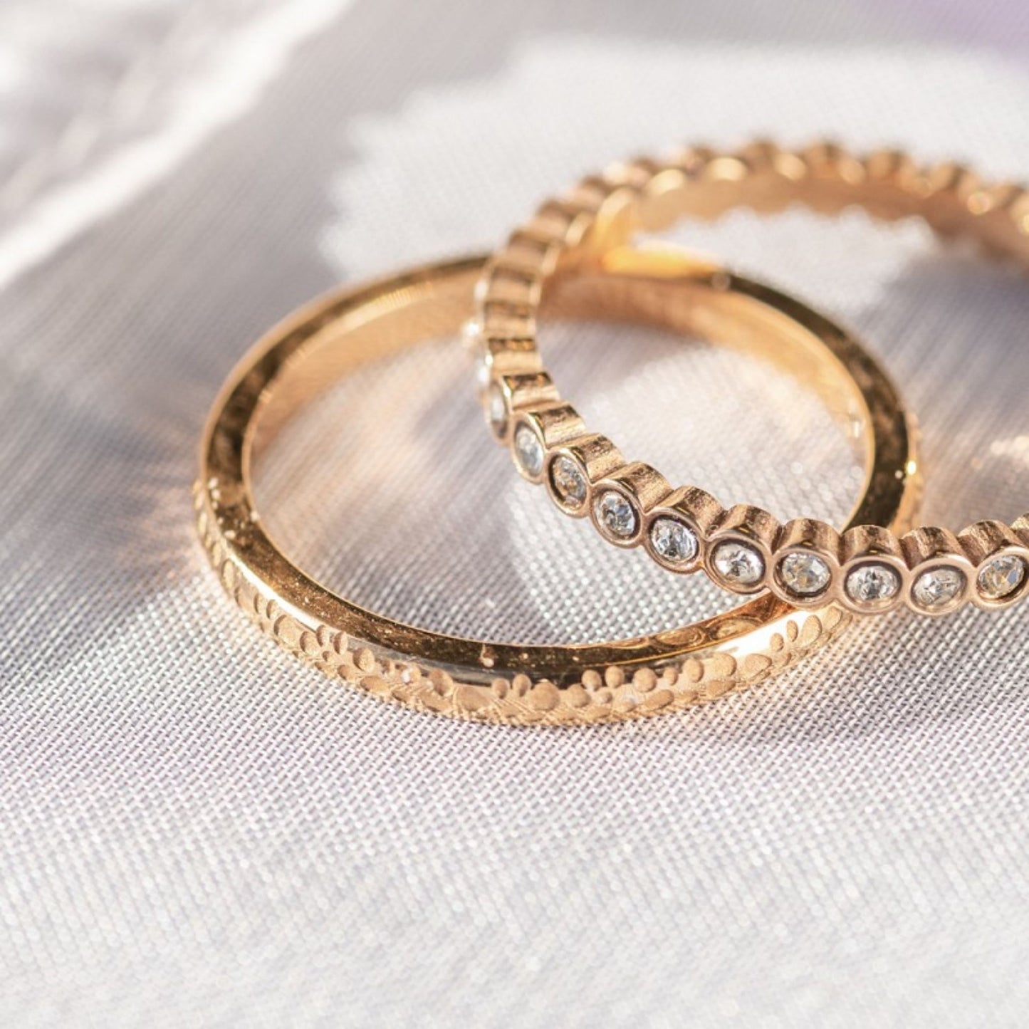 Small Circle Stones Ring