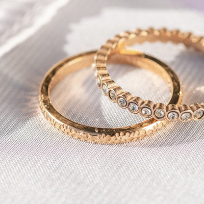 Small Circle Stones Ring