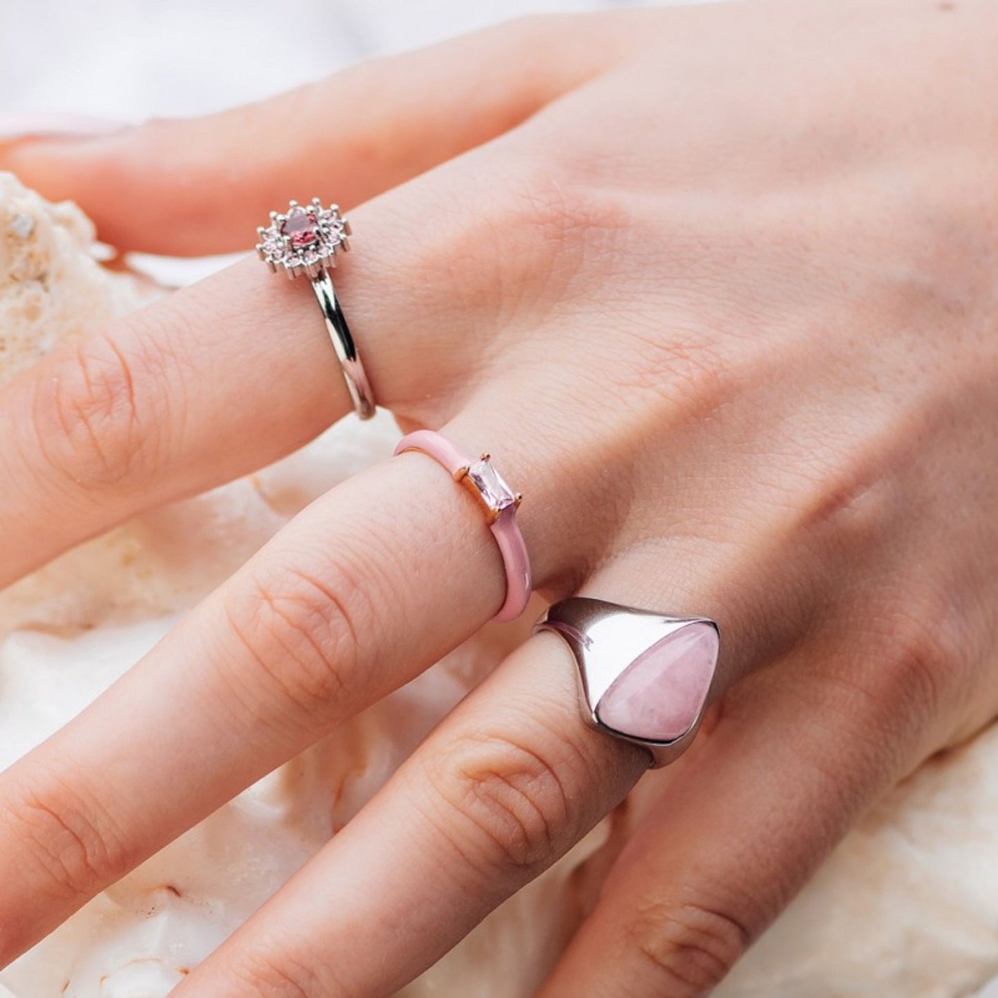 Lucia Small Fuchsia Ring