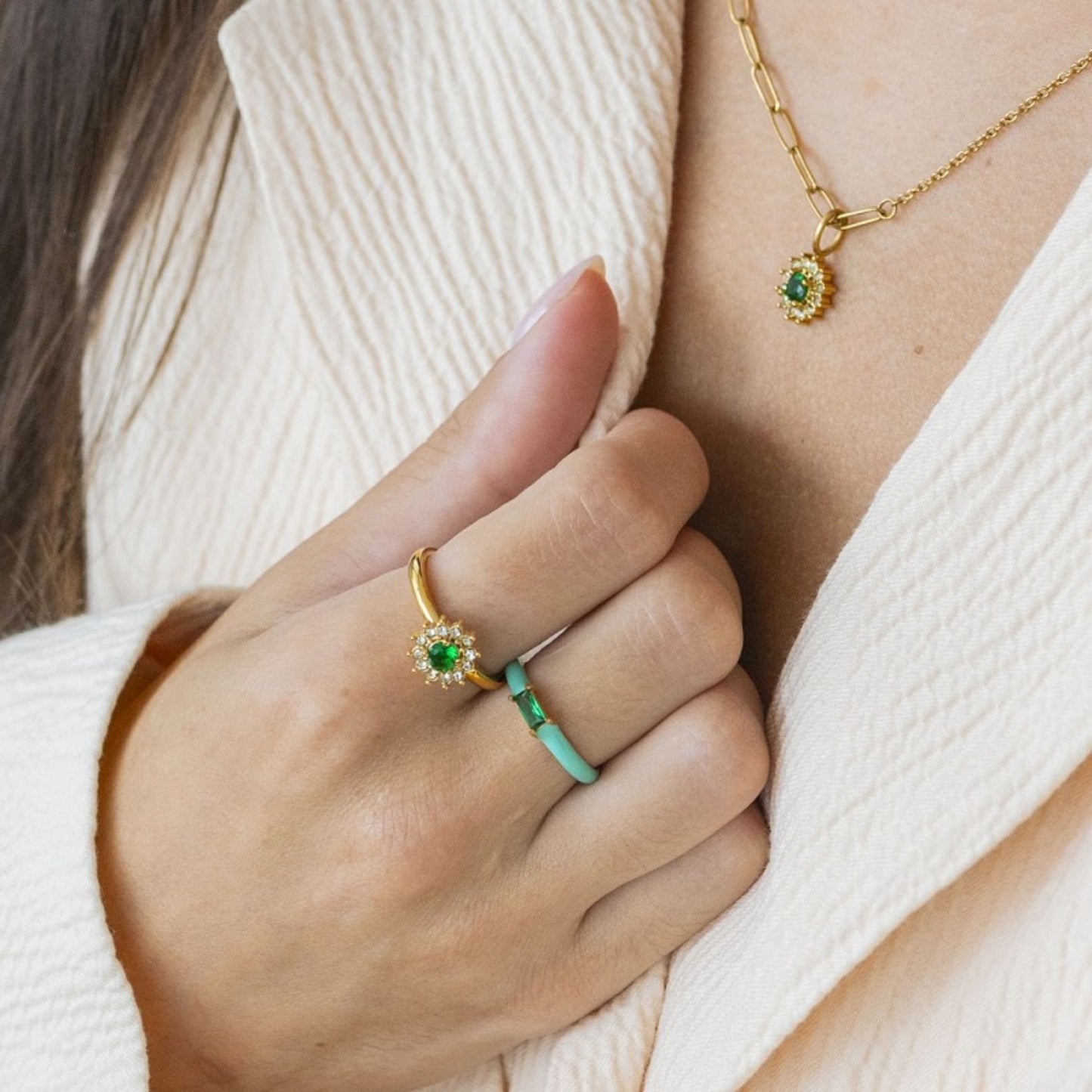 Lucia Small Emerald Ring