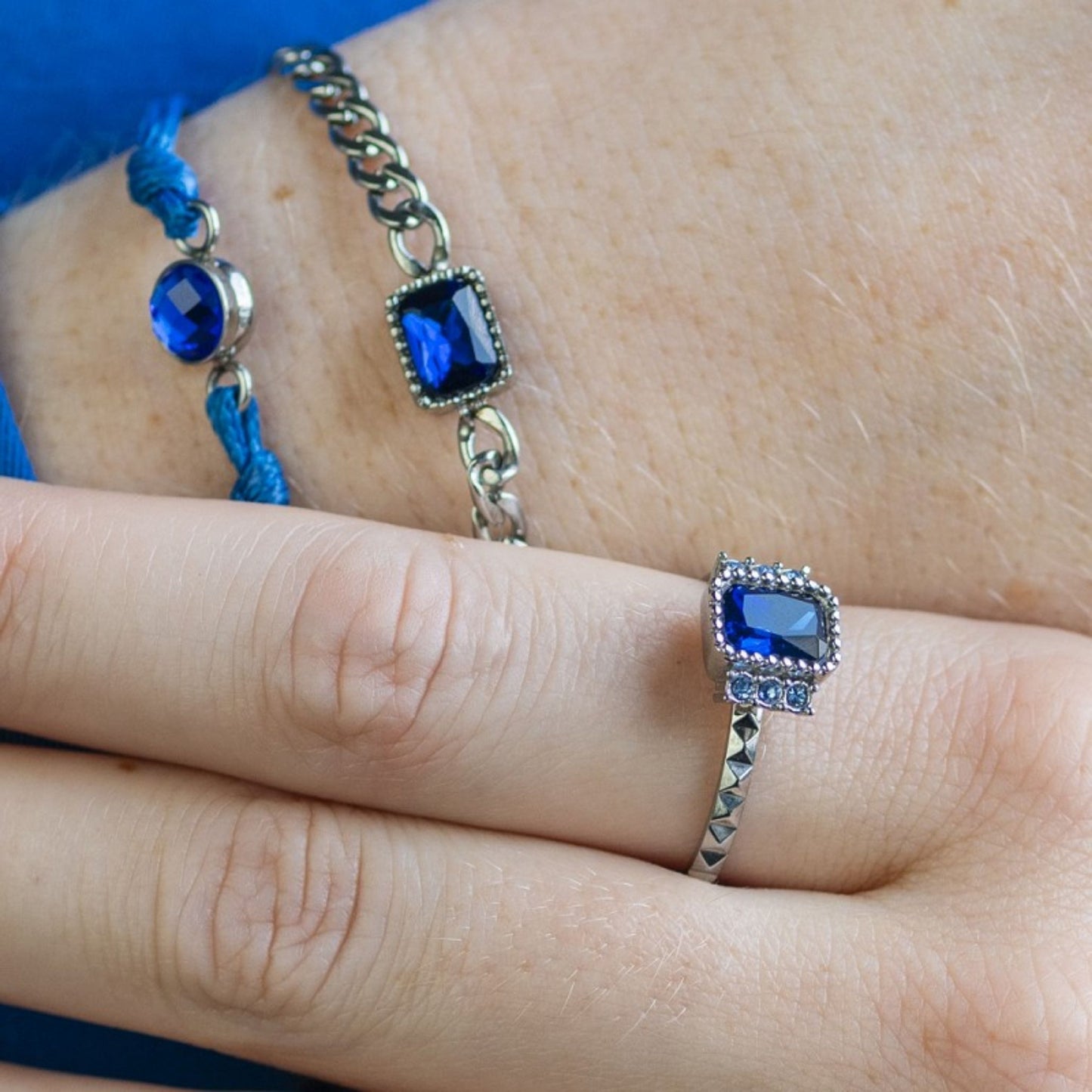 Classic Miracle Blue Ring