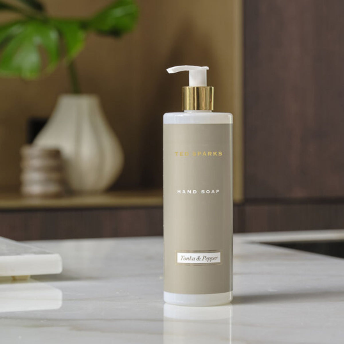 Ted Sparks Hand Soap – Tonka & Pepper – 390 ml